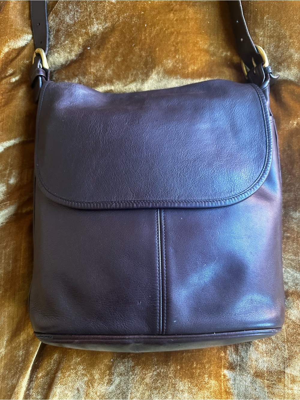 EUC vintage Coach Whitney in Mahogany Brown